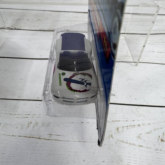 Hot Wheels Lot of 4 – Fantasy & Concept Cars (Carded, Package Wear) - Picture 4 of 16